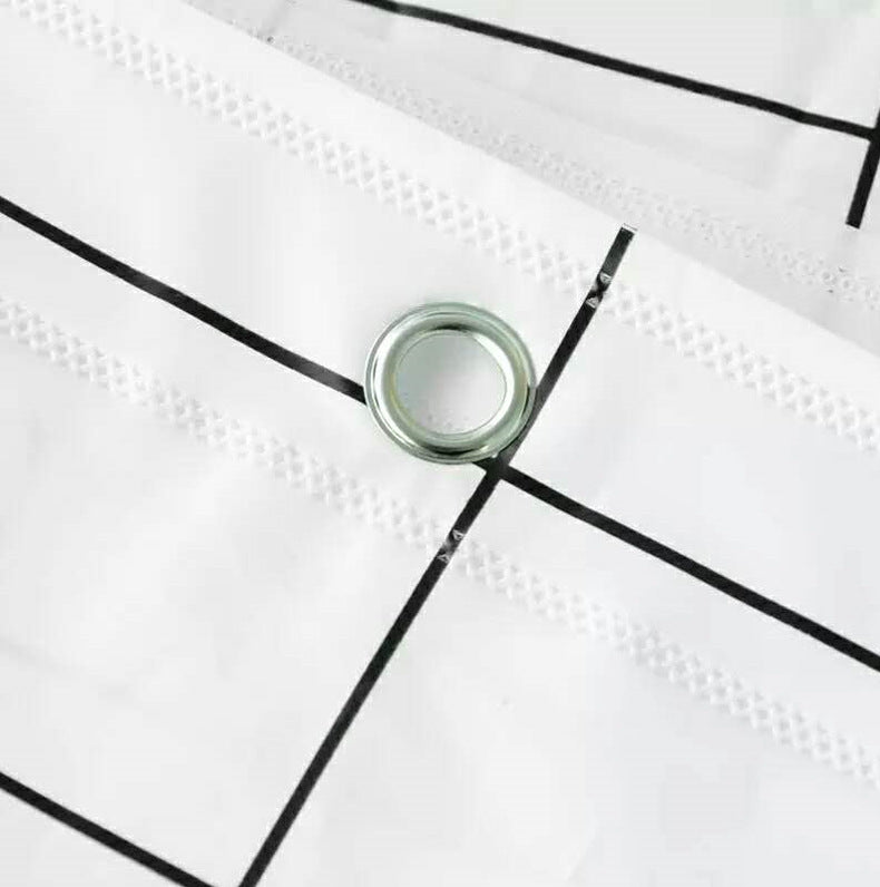Minimalistisk rutenettmønster dusjforheng Skanto