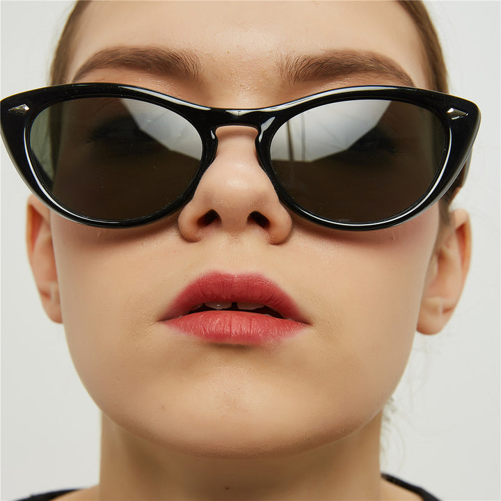 Dame Cat-Eye solbriller med moderne design og UV-beskyttelse Skanto
