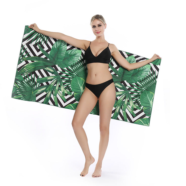 Multifunksjonelt strandhåndkle i kreativt mandala-design Skanto