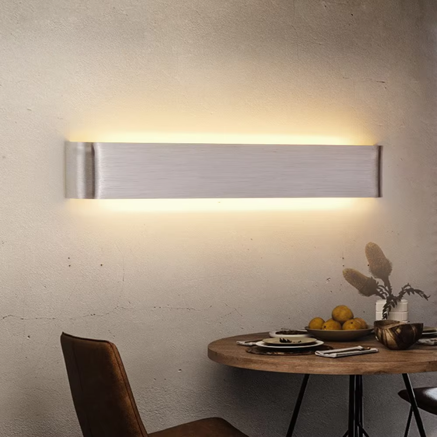 Skanto | Nordisk LED Vegglampe - Moderne Børstet Aluminum Innendørs Vegglampe