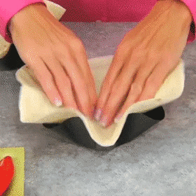Petal Formet Karbonstål Baking Bowl | Skanto
