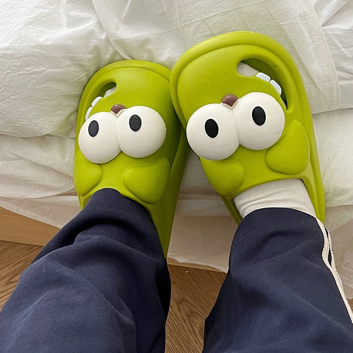 Skanto | Big Eye Dog Slipper
