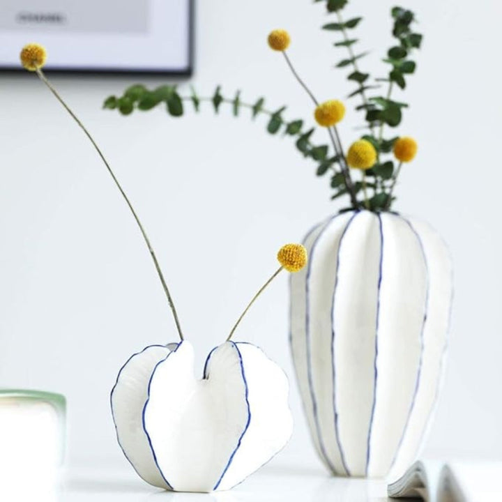 Skanto | Star Fruit Inspired Ceramic Vase