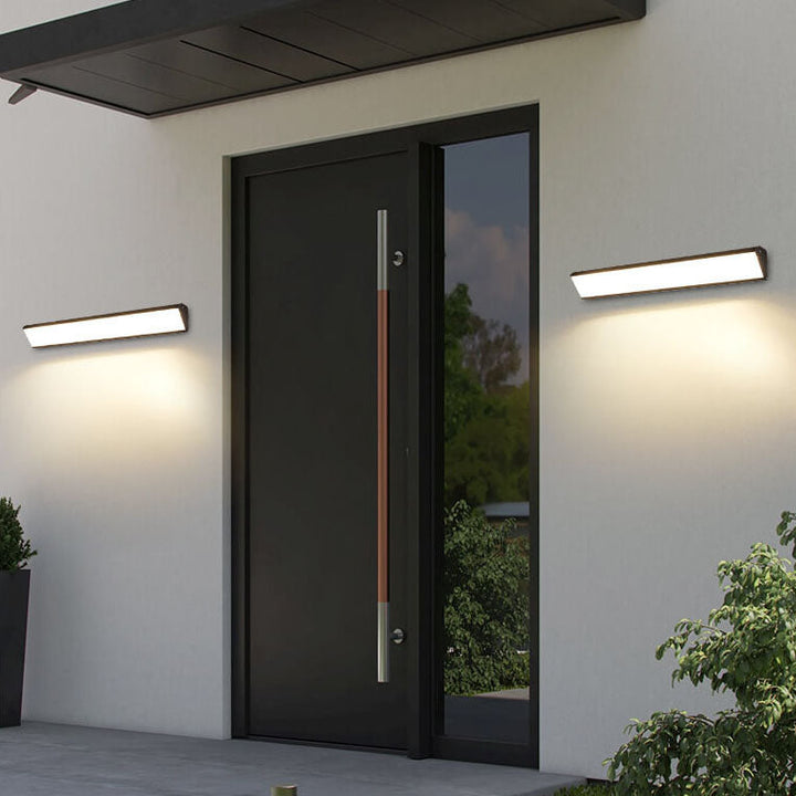Moderne Utendørs Lang Bar Aluminium Akryl Vanntett LED Vegglampe | Skanto