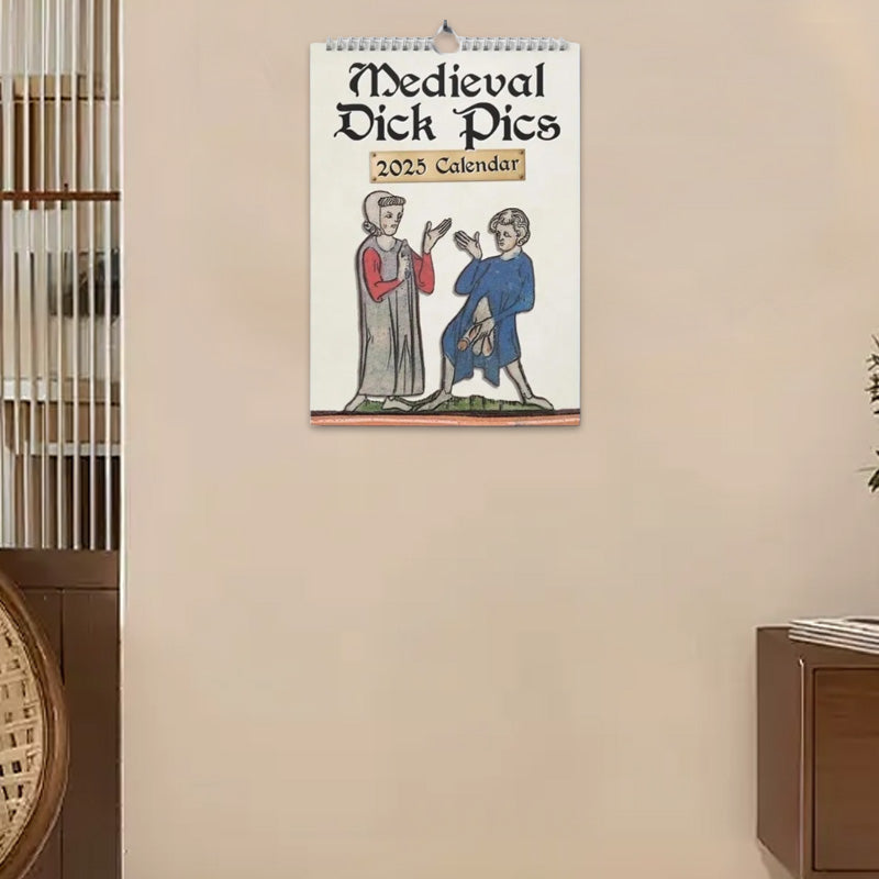 Skanto | Morsom Middelaldersk Veggkalender 2025 – Humor & Kunst