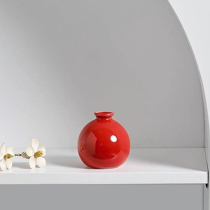 Skanto | Puffy Pout Vase