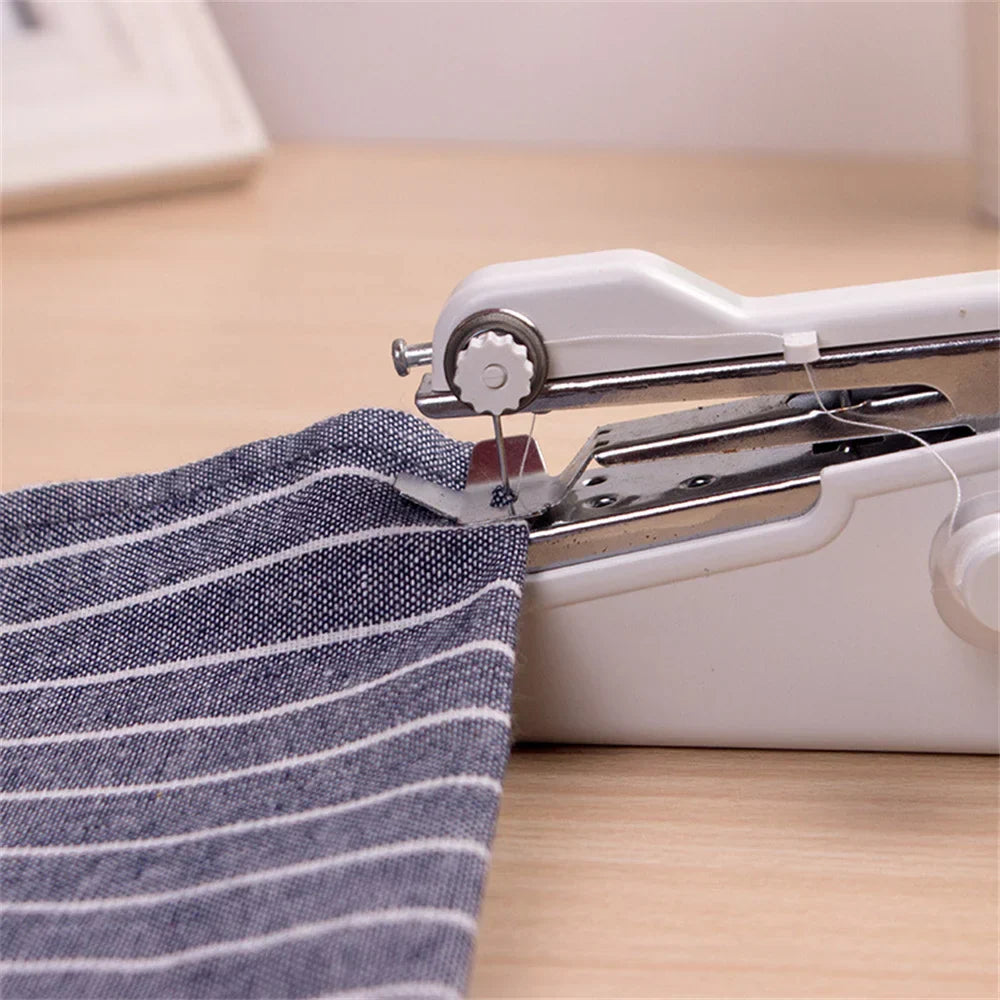 SpeedStitch Mini – Bærbar Håndsymaskin | Skanto