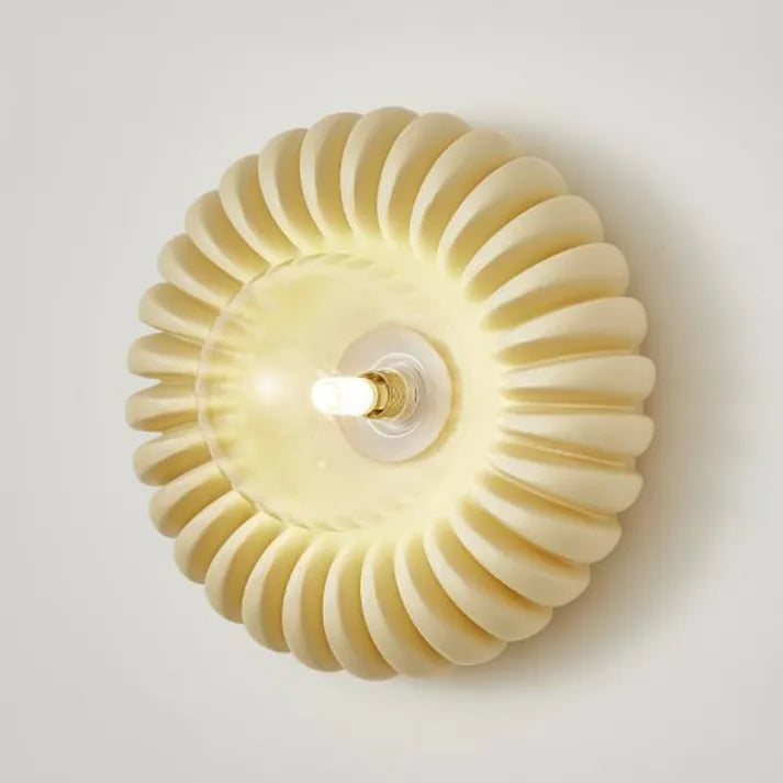 Skanto | Unik Harpiks Vegglampe Kunstnerisk Design og Ambient Lys