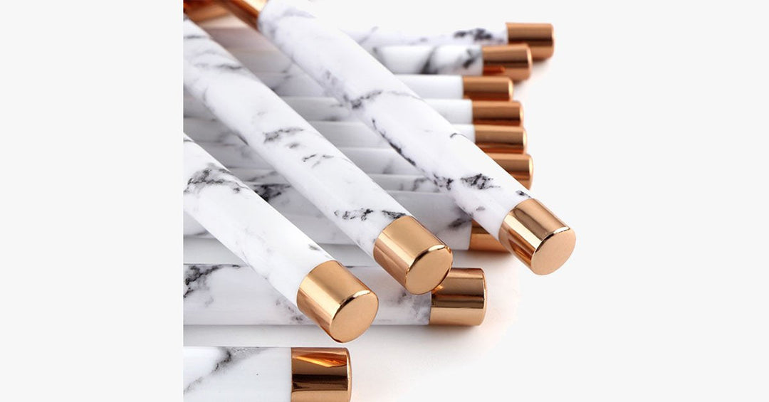Skanto | Pro Makeup Brush Set of 15 med Rose- og Marmor mønster - Perfekt for alle Makeup Applikasjoner