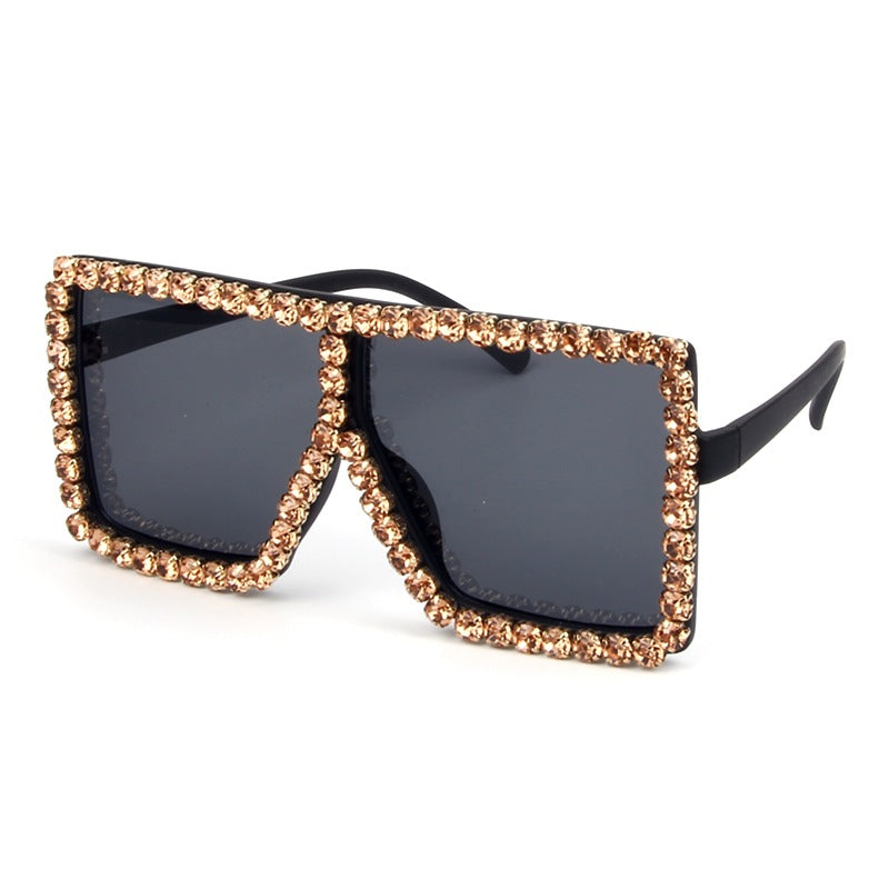 Damer oversized solbrille med glitrende krystallramme Skanto
