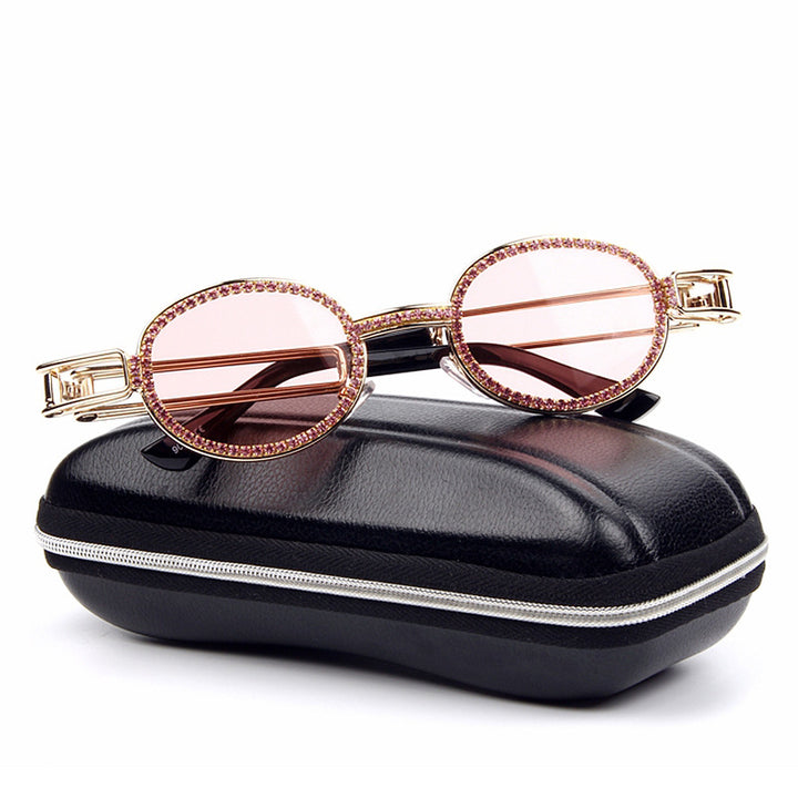 Dame feminin Designer-solbrille med ekstravagant ramme Skanto