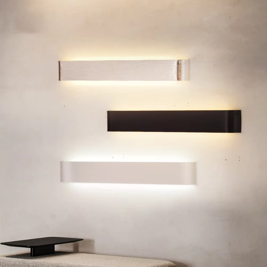 Skanto | Nordisk LED Vegglampe - Moderne Børstet Aluminum Innendørs Vegglampe