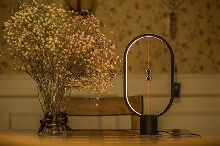 Tao - Moderne Nordisk Magnetisk Balans LED Lampe | Skanto
