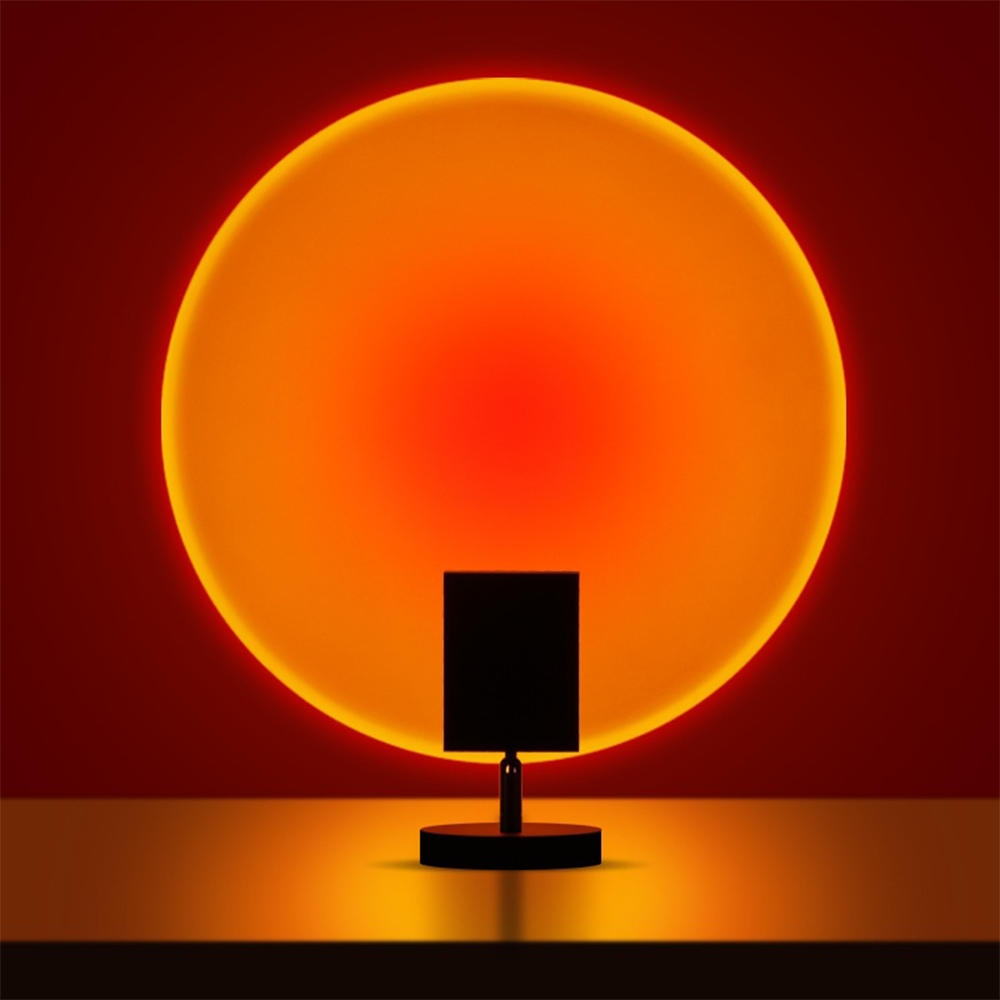 SunsetLuxe - Retro Sunset Bordlampe | Varm LED Ambient Belysning for Soverom og Stue | Skanto