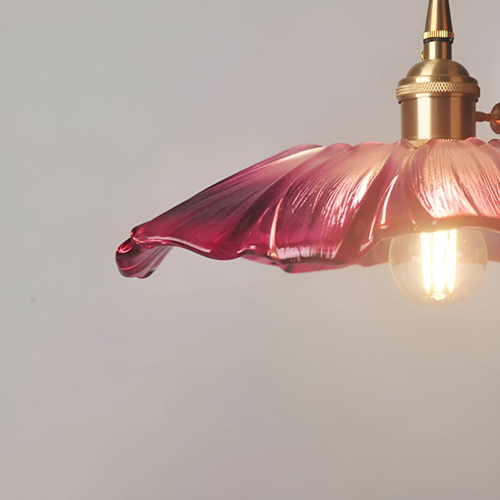 Blomsterpendellampe – Varmt lys og stilig design | For hjemmet ditt