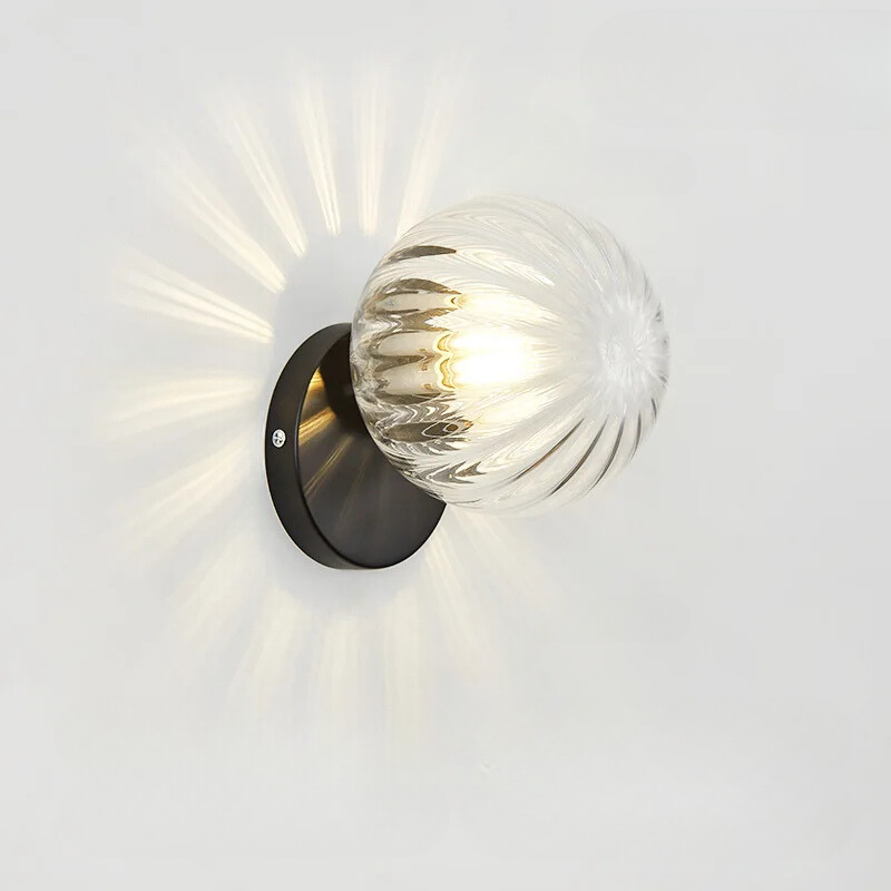 GleamGold - Luksus Gull Vegglampe med Glass Skanto