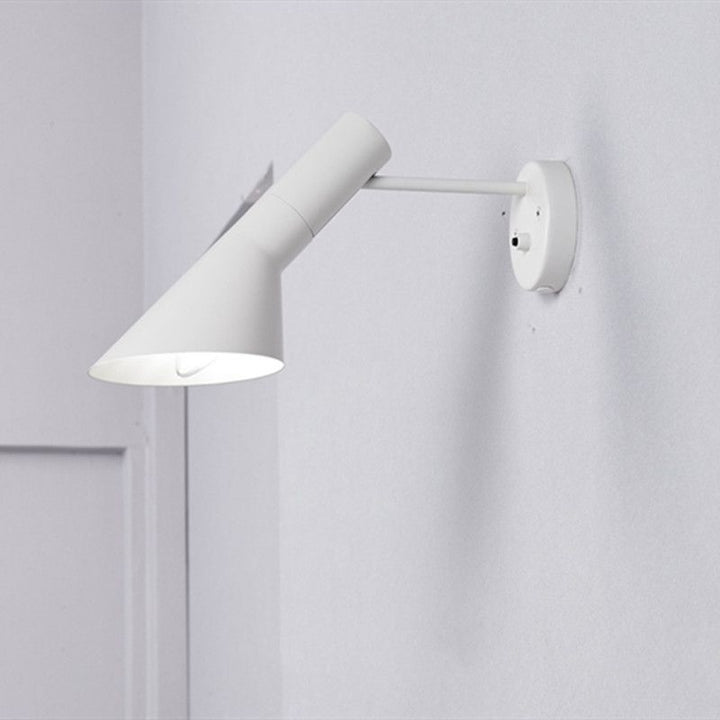 Skanto | Industriell Vegglampe Konisk Vegglampe med Aluminiumskjerm