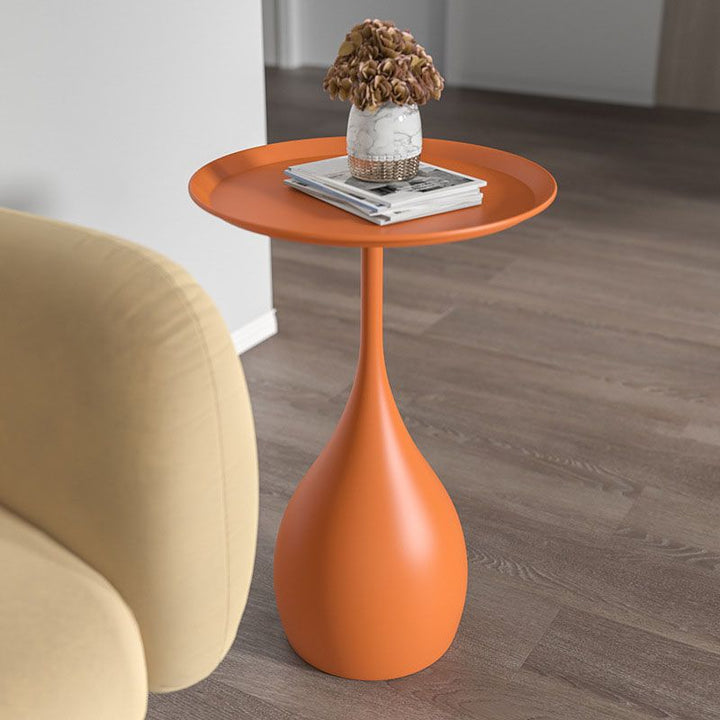 Skanto | Beef Metal Bord med Base Middelaldersk Sidebord i Moderne Stil