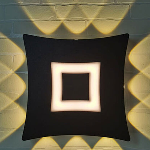 Skanto | Designer LED Vegglampe Perfekt Belysning for Terrasser og Gjerder
