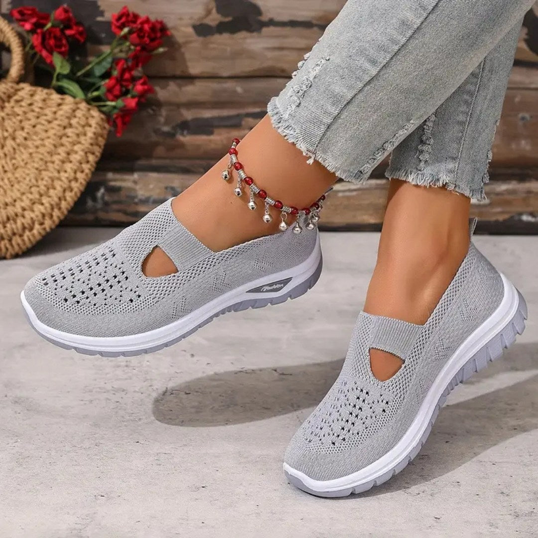Vellora – damesko i netting med slip-on-komfort