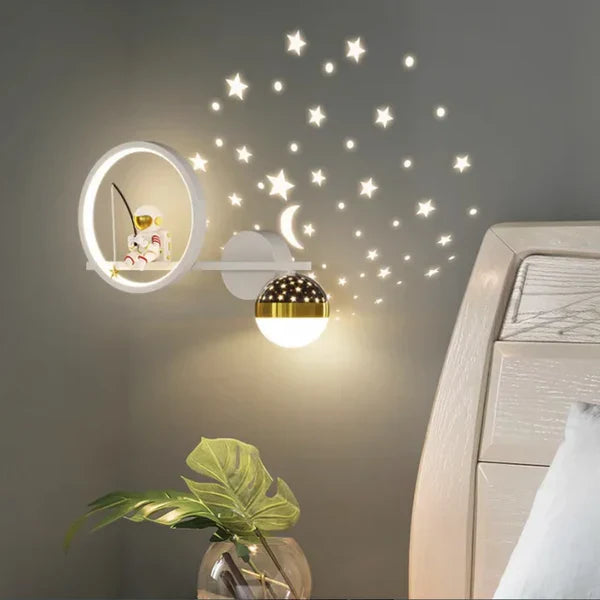 Vegglampe for barnerom - GlowNest | Skanto