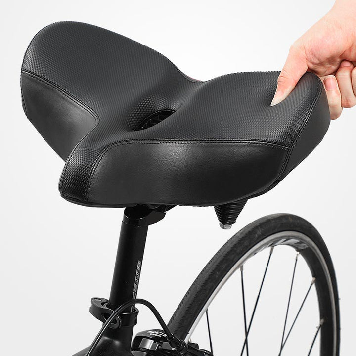 Skanto | RideEase - Ekstra Bred & Pustende Komfortabel Syklesal, Ergonomisk Sykkelsete