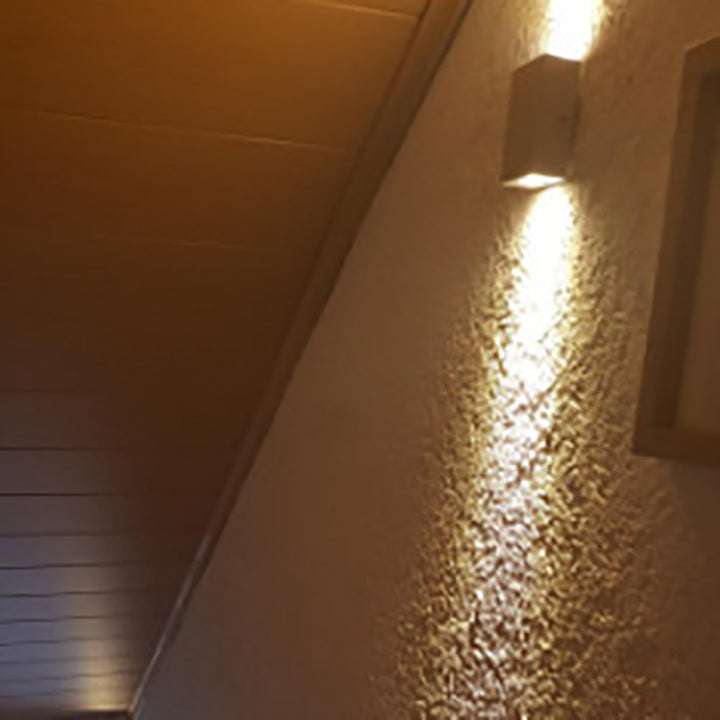 Moderne Enkelhet Vanntett Aluminium Kubisk LED Vegglampe For Utendørs Patio | Skanto