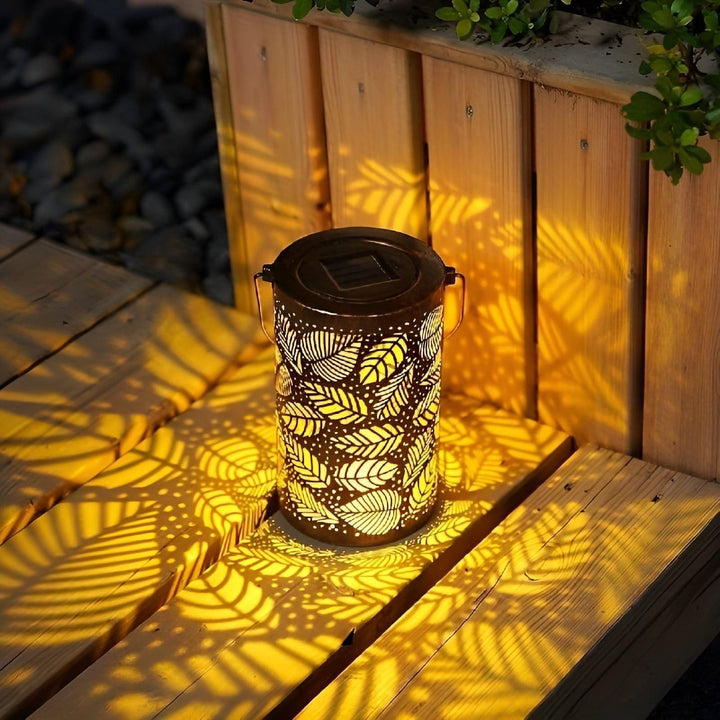 SolarArt Lantern – Luksuriøs metallkunstdekorasjon, solcelledrevet utendørslykt