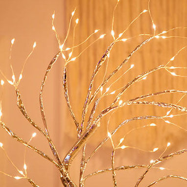 Skanto | LED Bordlampe med Fargerike Tre Lys