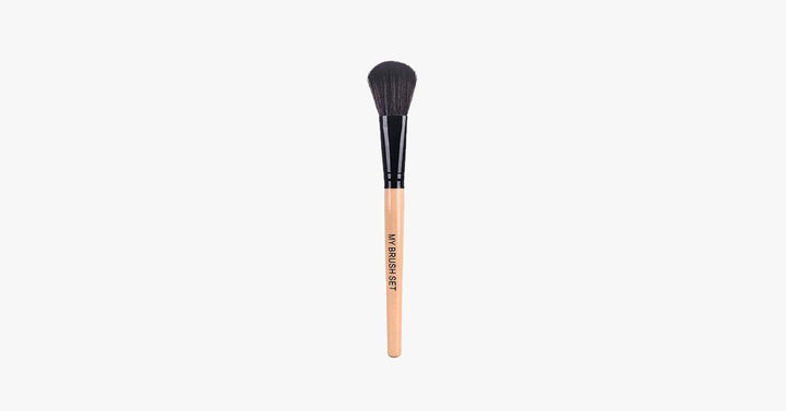 Skanto | Blush Brush – Fordi rosige kinder aldri går av moten