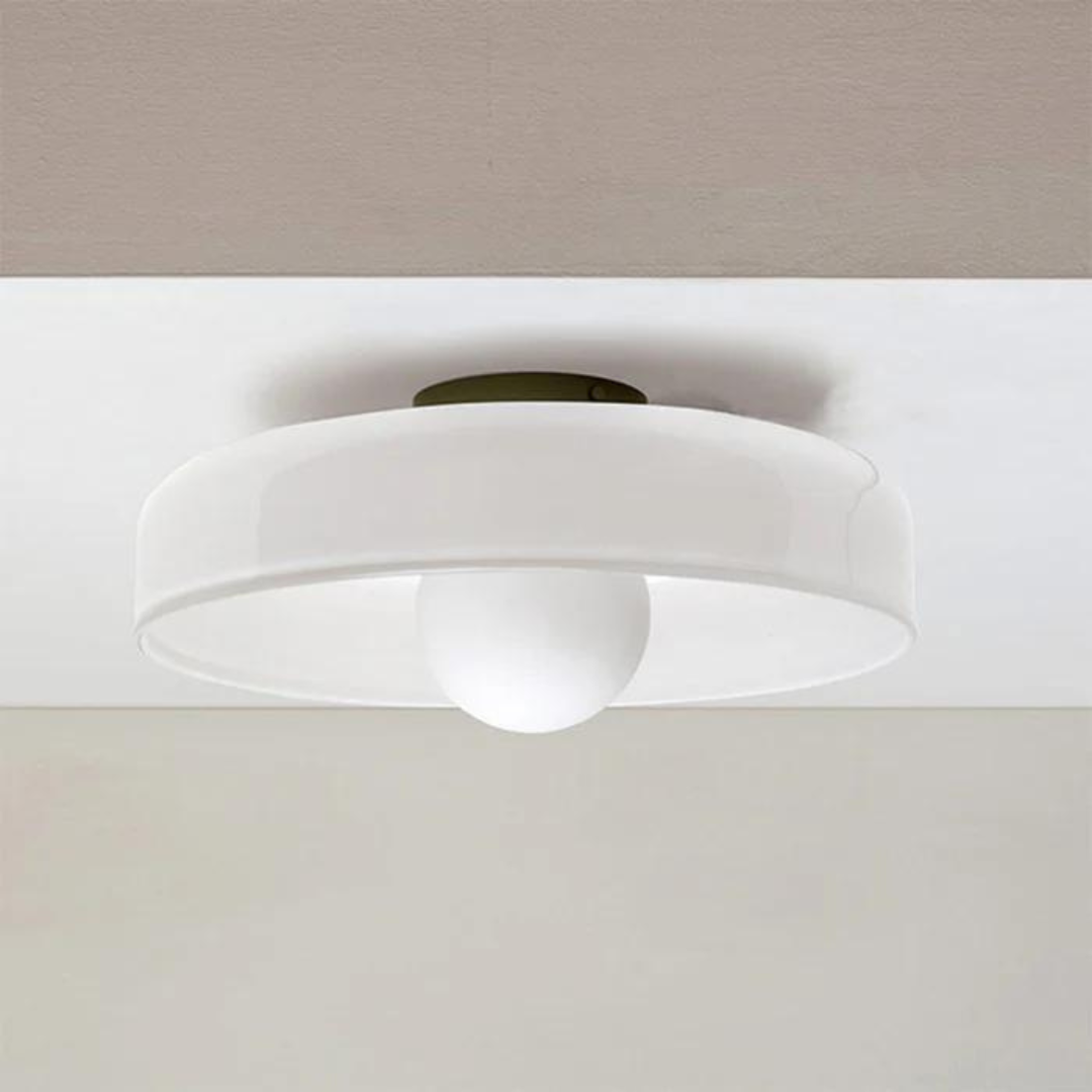 Rund Taklampe med Stilren Funksjonalitet - LumiSphere | Skanto