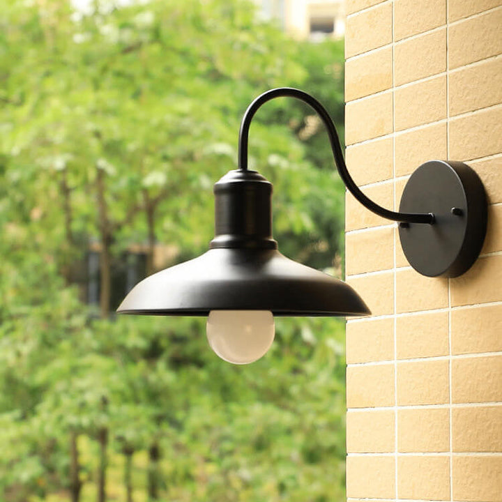 Retro Loft Dome Jern Utendørs Vanntett 1-Lyskilde Buet Arm Vegglampe | Skanto