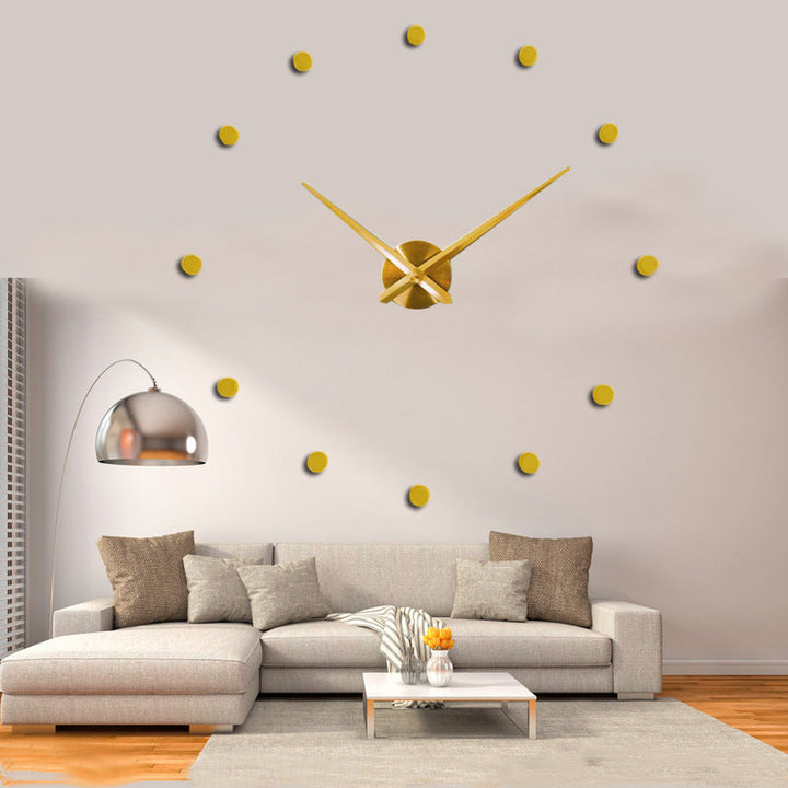 Skanto | TimeFrame - Elegant moderne veggklokke