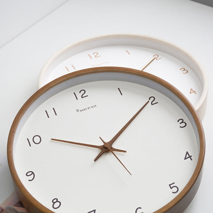 Skanto | TimberClock - Solid tre analog klokke