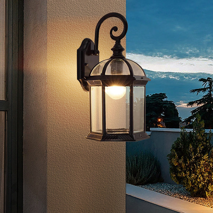 Tradisjonell Vintage Hexagonal Slott Aluminiums Glass 1-Lys Utendørs Vegglys Lampe For Hage | Skanto