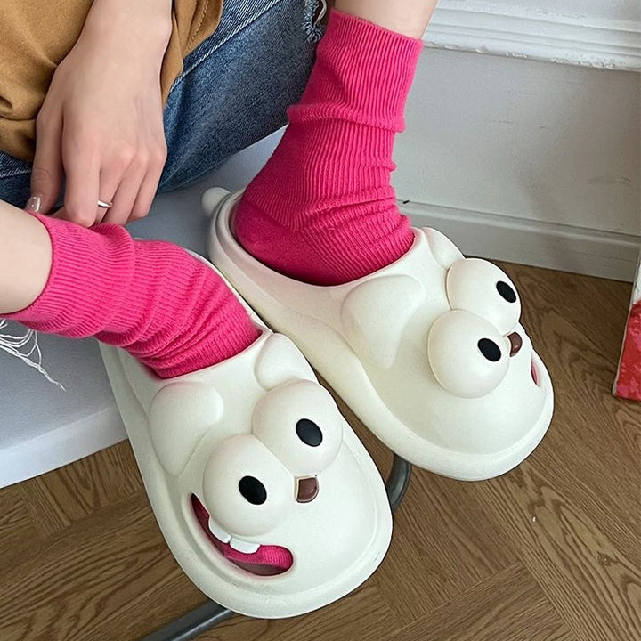 Skanto | Big Eye Dog Slipper