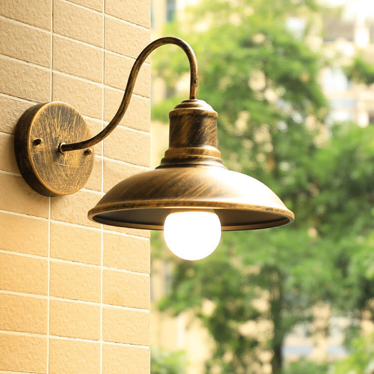 Retro Loft Dome Jern Utendørs Vanntett 1-Lyskilde Buet Arm Vegglampe | Skanto