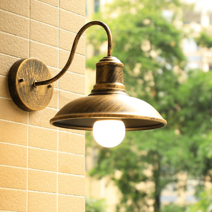 Retro Loft Dome Jern Utendørs Vanntett 1-Lyskilde Buet Arm Vegglampe | Skanto