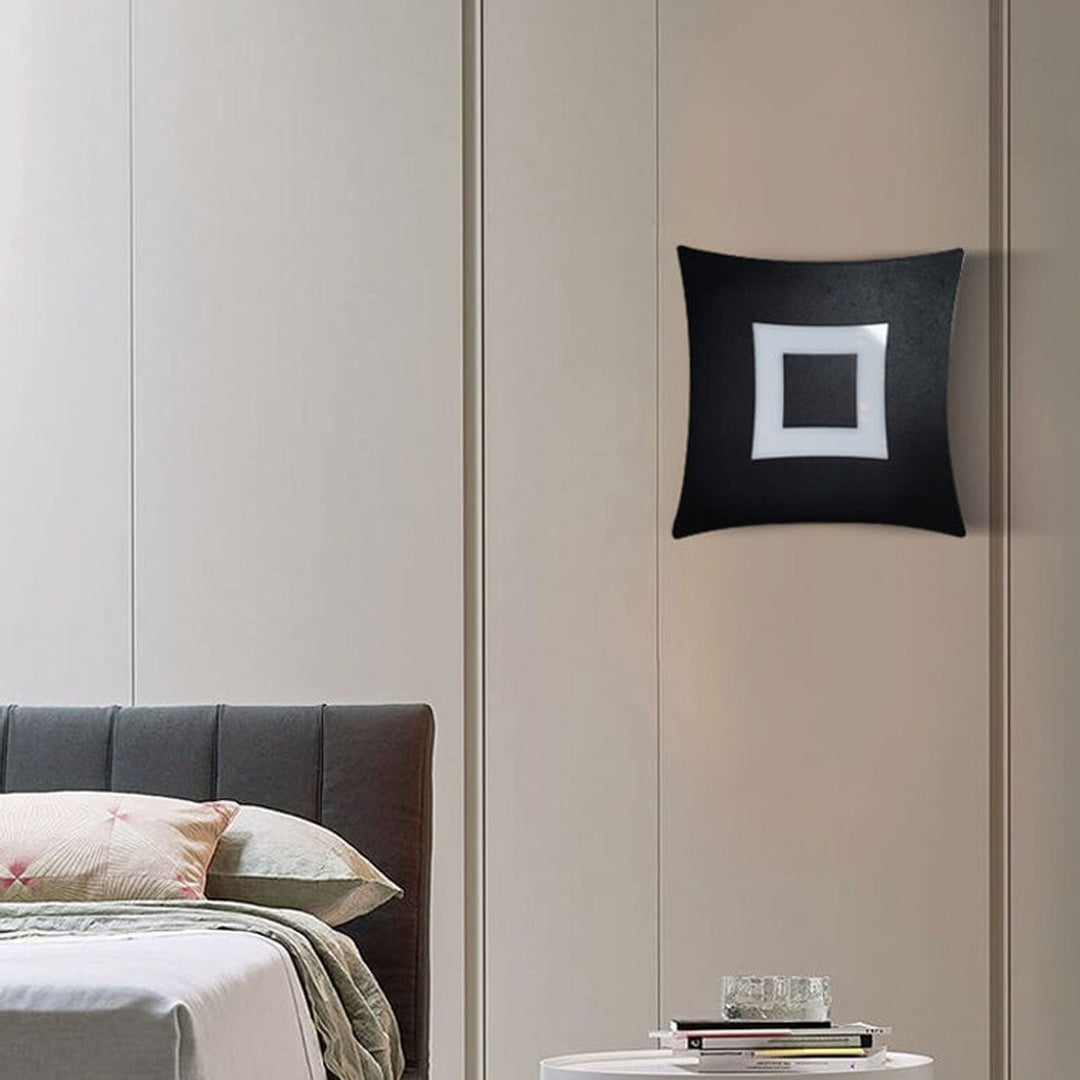 Skanto | Designer LED Vegglampe Perfekt Belysning for Terrasser og Gjerder