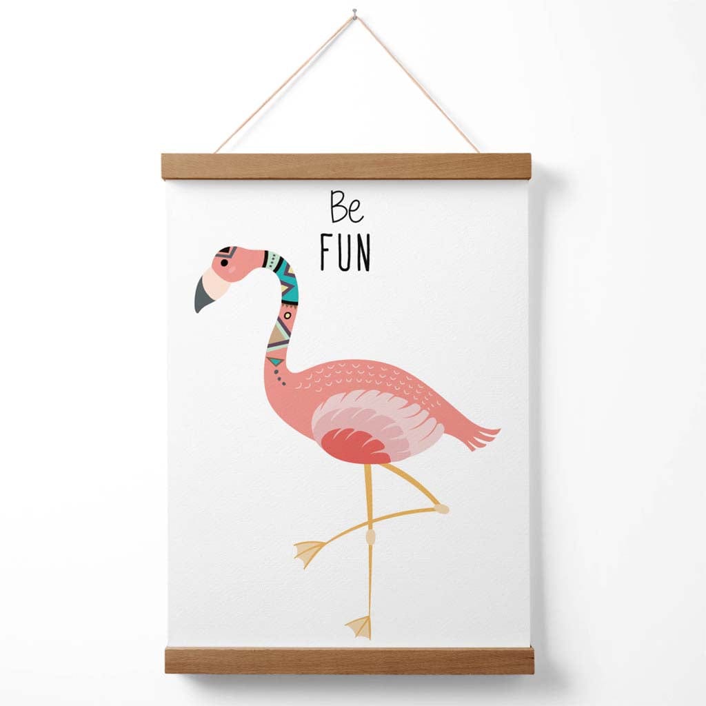 «Vær morsom»-plakat med flamingo-stammesitat og oppheng