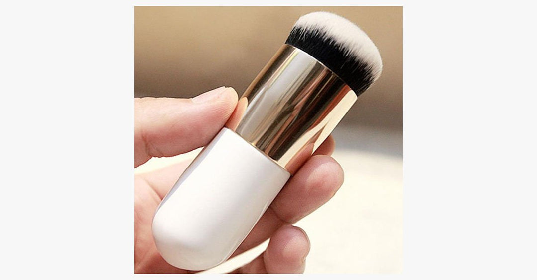 Skanto | Chunky Foundation Brush
