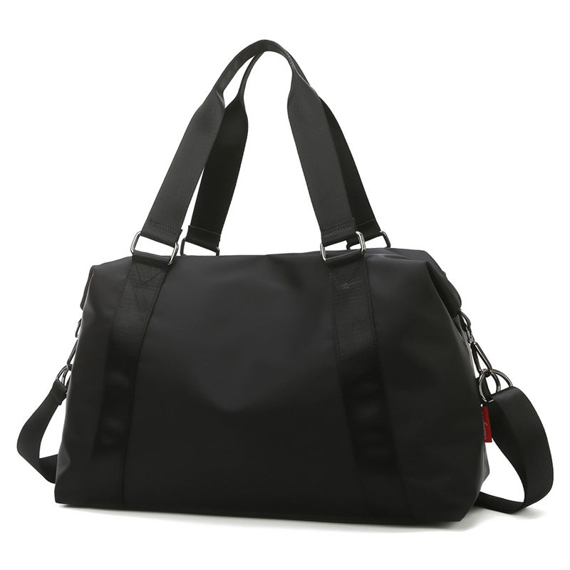 Sporty Duffel Bag with Durable and Water-Repellent Material Skanto