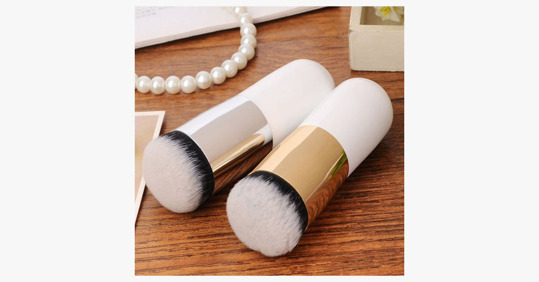Skanto | Chunky Foundation Brush