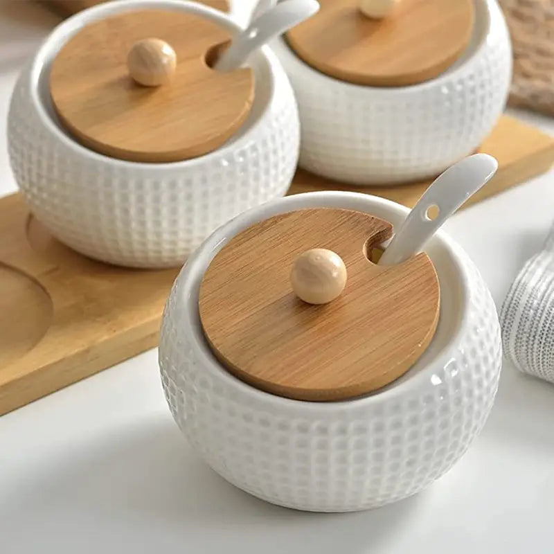 Skanto | Harmoni av smak og design – keramiske beholdere med bambuslokk