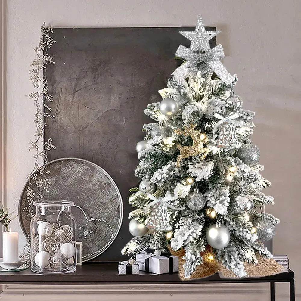 Skanto | 2ft Mini Juletræpynt med Flocked Snøfnugg, Julepynt for Bordplaten for Hjem & Kontor