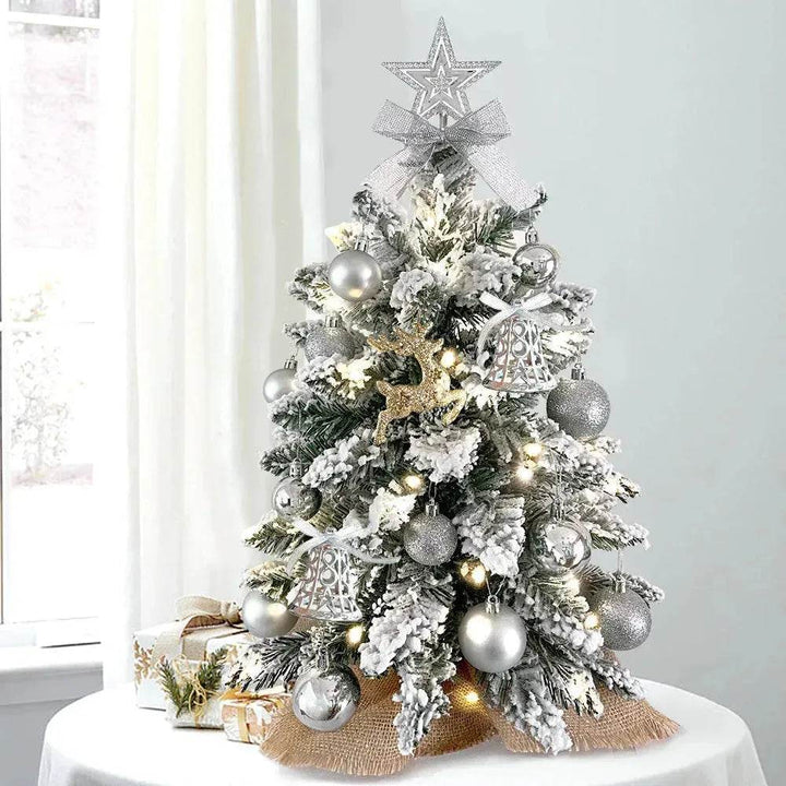 Skanto | 2ft Mini Juletræpynt med Flocked Snøfnugg, Julepynt for Bordplaten for Hjem & Kontor