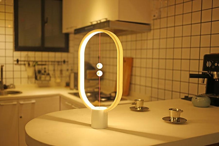 Tao - Moderne nordisk magnetisk balanse LED-lampe | Skanto