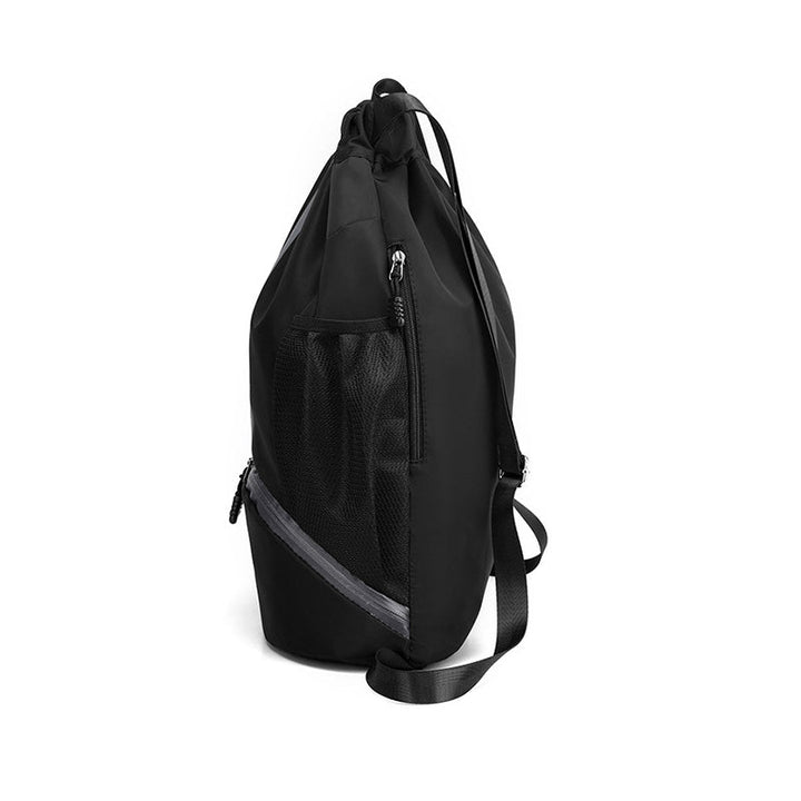 Sport bag laget av nylon med trekkord | Skanto