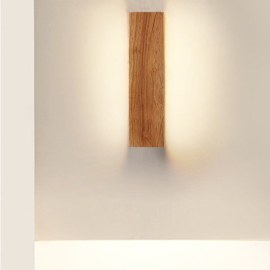 Skanto | OakBeam | Minimalist solid tre LED vegglampe