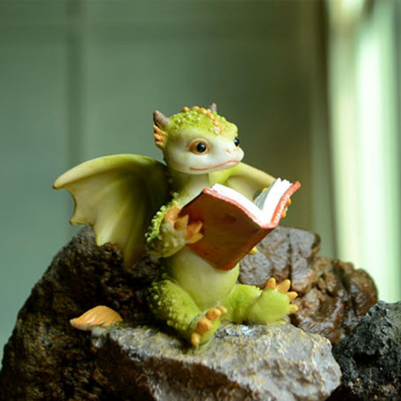 Skanto | Mini søt drage statue dekorasjon
